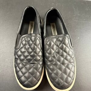 Steve Madden Black Quilted Slip On Sneakers Casual Comfort Shoes Size 7M